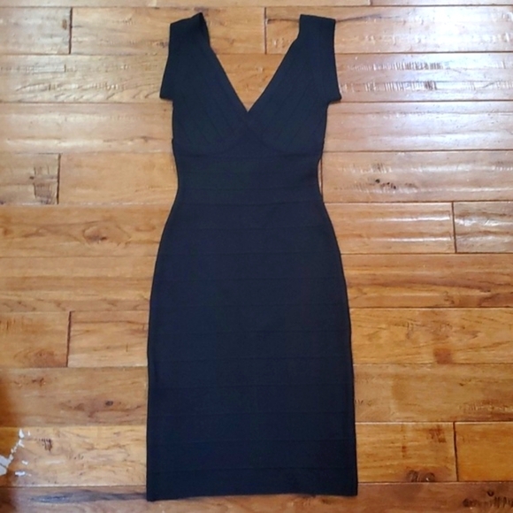 Herve Leger Dresses & Skirts - Herve Leger black bandage dress